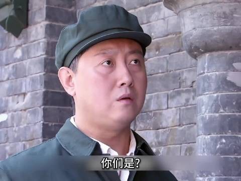 二营奉命转移新阵地,可主力部队还未抵达,意外麻烦却接踵而至