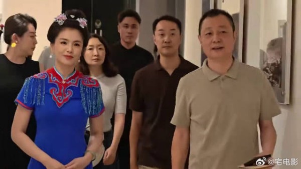 刘涛以推广大使身份重返湄洲岛妈祖祈福