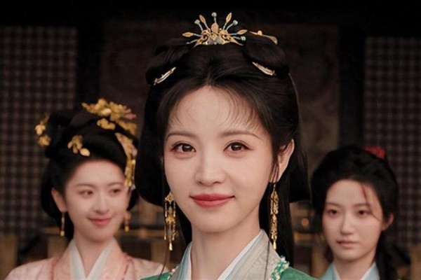 《嫁金钗》直到寿安君身亡，才明白她保护魏娆，并不是为了周芙