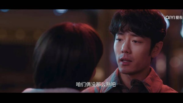 们刘铮亮每次就这样踩断音响哈哈哈哈,浪漫终结者来的