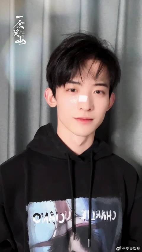 被李同光的治愈微笑击中啦!