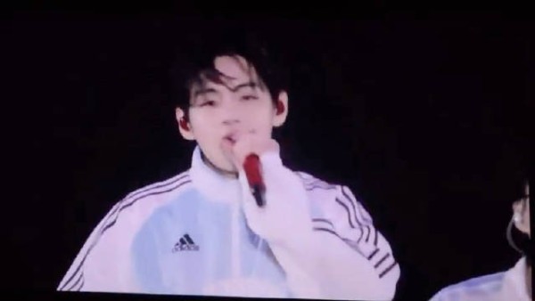 BTS阿根廷演唱会Day3 金泰亨亮相