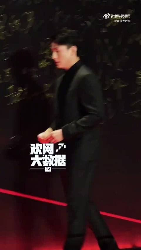 刘萧旭压轴亮相横店微短剧之夜