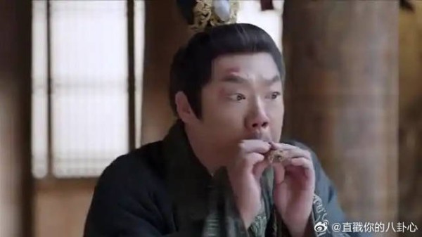 锦月如歌:孙知县吹响哨子,以为会有侍卫救场,哪料肖珏早有准备