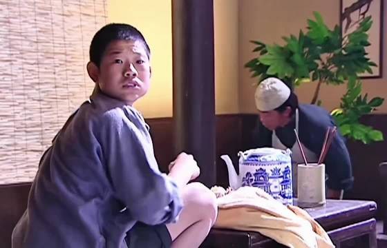 嘎子吃霸王餐！