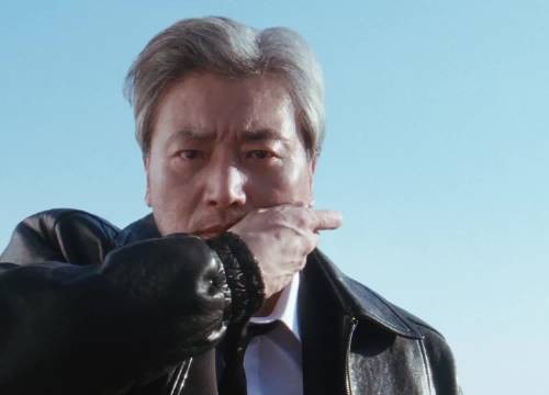 ILLIT新歌MV男主是宋江 客串从追捕变偶像剧
