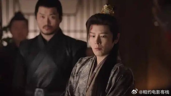 恶少大放厥词,都督都不放眼里,转脸遇见正主吓傻他