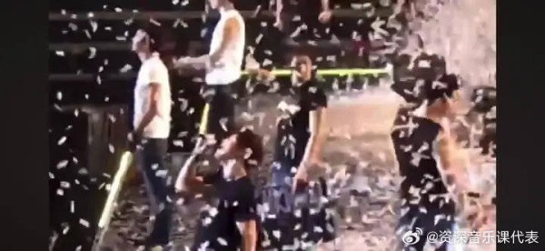 他对她独一份，她对他也是独一份 偏爱都给了对方 cp专场唯毒粉请绕道，自重
