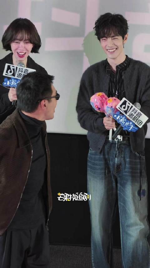 不愧是剧里好兄弟！王彦霖蹬腿跳后第一反应是转向肖战求肯定哈哈哈哈哈