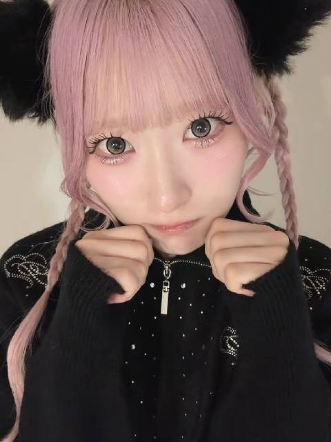 この髪型ほんとかわいい♡^. .^♩✩.*˚ ハロウィンもうすぐだね♩