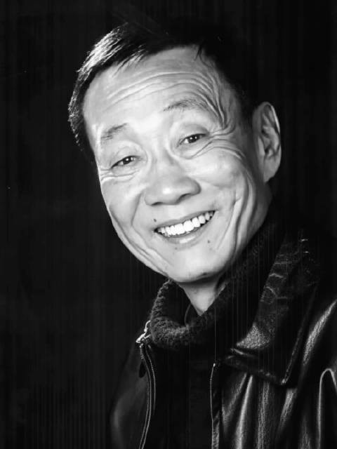 人民表演艺术家戈治均逝世，享年90岁，曾获金鸡奖影帝，出演过《走向共和》《大宋提刑官》《秋菊打官司》《白鹿原》等