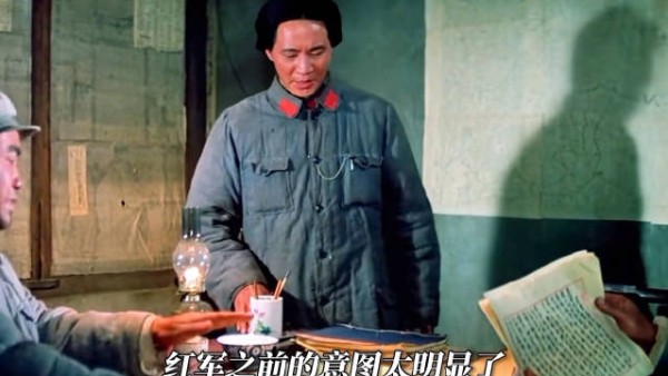 敌强我弱悬殊处境直观展现,军事行动凶险万分