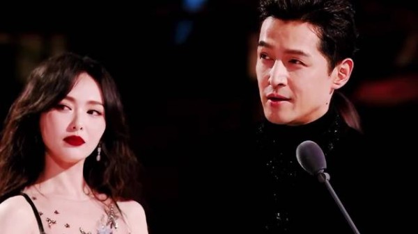 胡歌左手牵娜扎右手牵唐嫣，与刘亦菲杨幂等女星趣事多