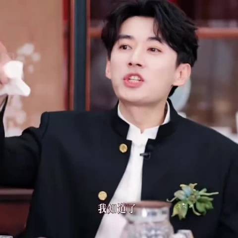 颜值最高的人 linda爷,跟剧里反差好大啊!