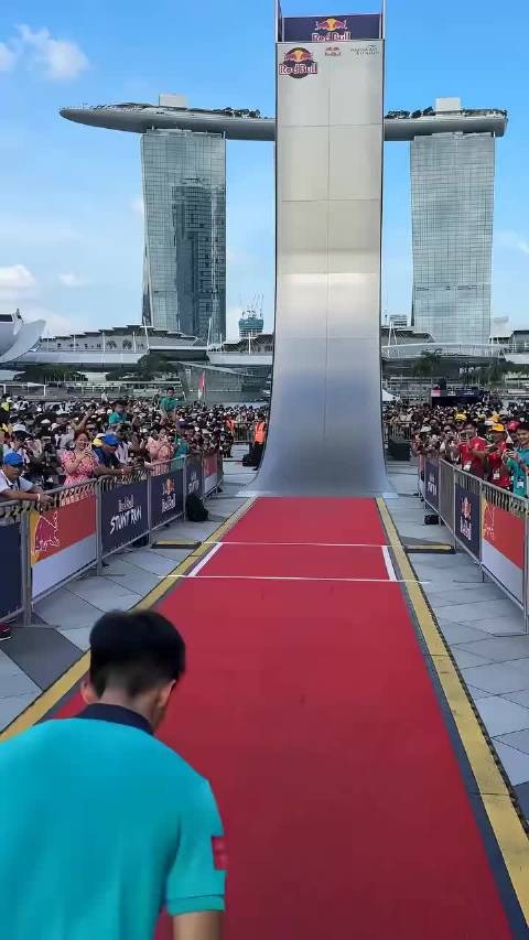 爱因斯坦：这个不归我管
