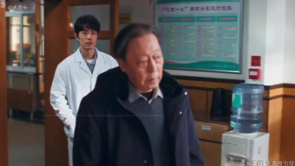 关系这么硬的龙院长被亮亮拿捏住了，哈哈